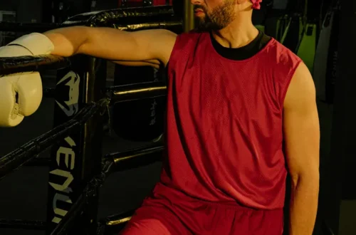 How to Choose the Right Boxing Glove Size: A Complete Guide